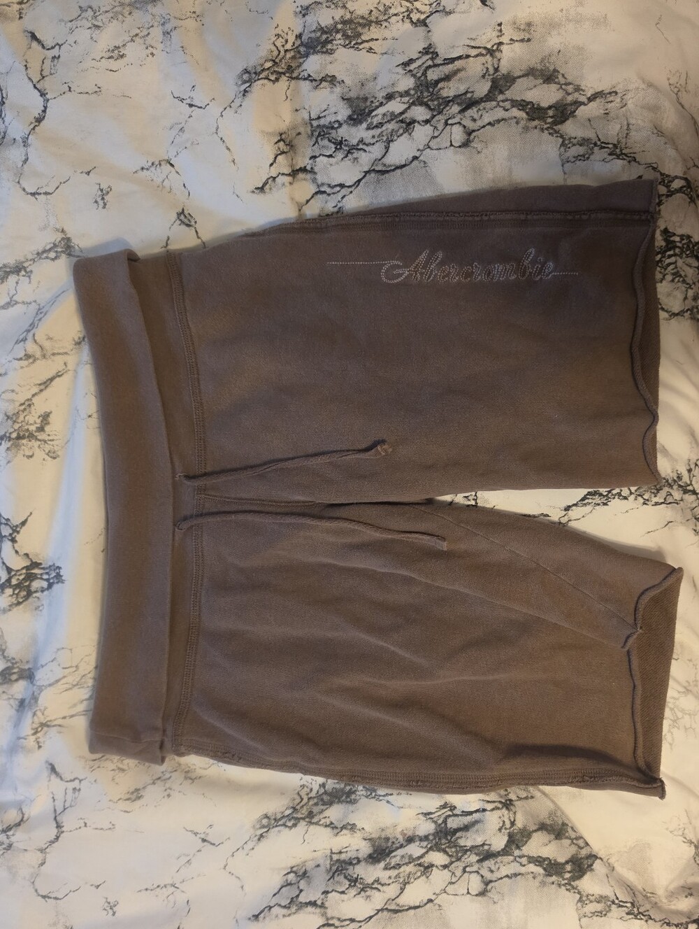 Vintage Y2K Abercrombie Fold-Over Fleece Bermuda Shorts Brown